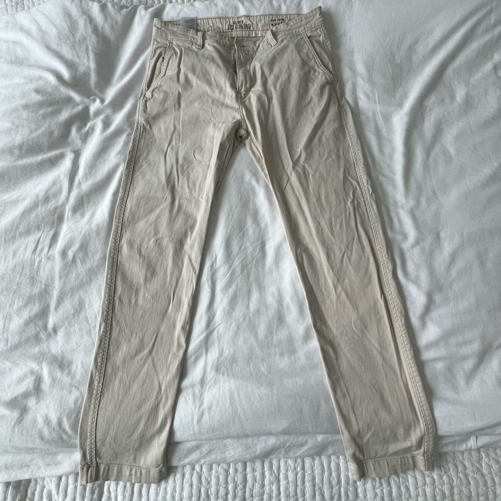 Levi’s Pants